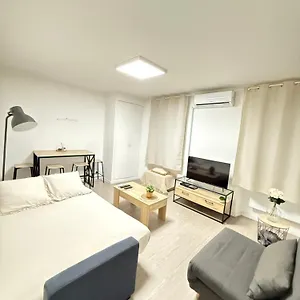 Appartement Cocon Marseillais, Centre-ville, Vieux-port - Rue Paradis, Renove, Climatise, 2pers, Marseille